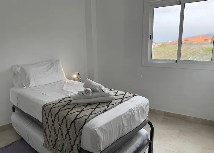 Edificio Raso De La Bruma Санта-Крус-де-Тенерифе