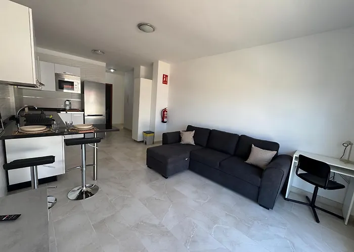 Edificio Raso De La Bruma * Санта-Крус-де-Тенерифе